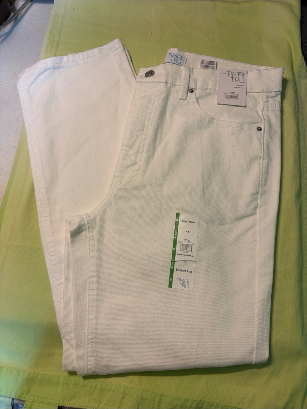 Time and Tru White Straight Leg Jeans